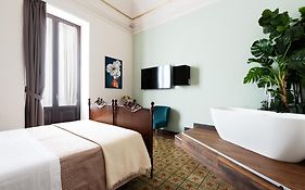 Holiday Lux Boutique Room